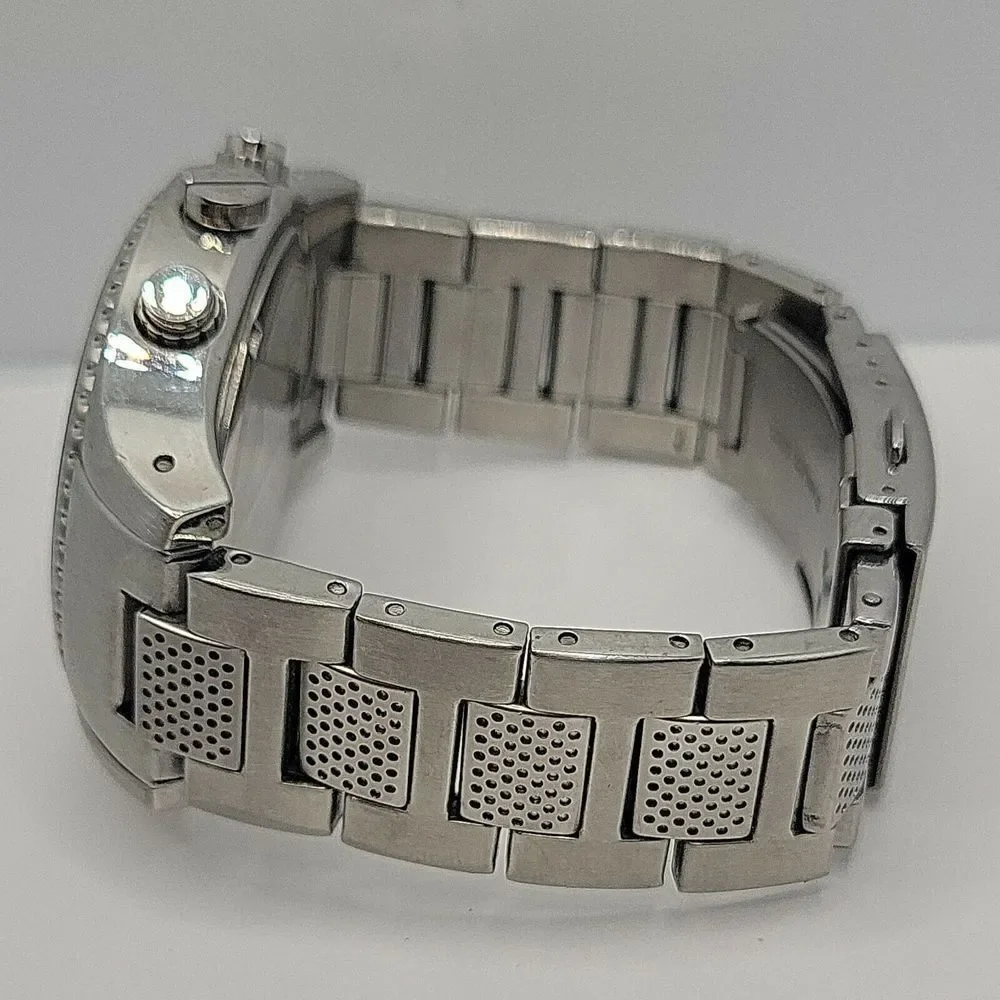Armani Exchange AX1612 Men Silver Stainless Steel Analog Dial Quartz Watch BC469